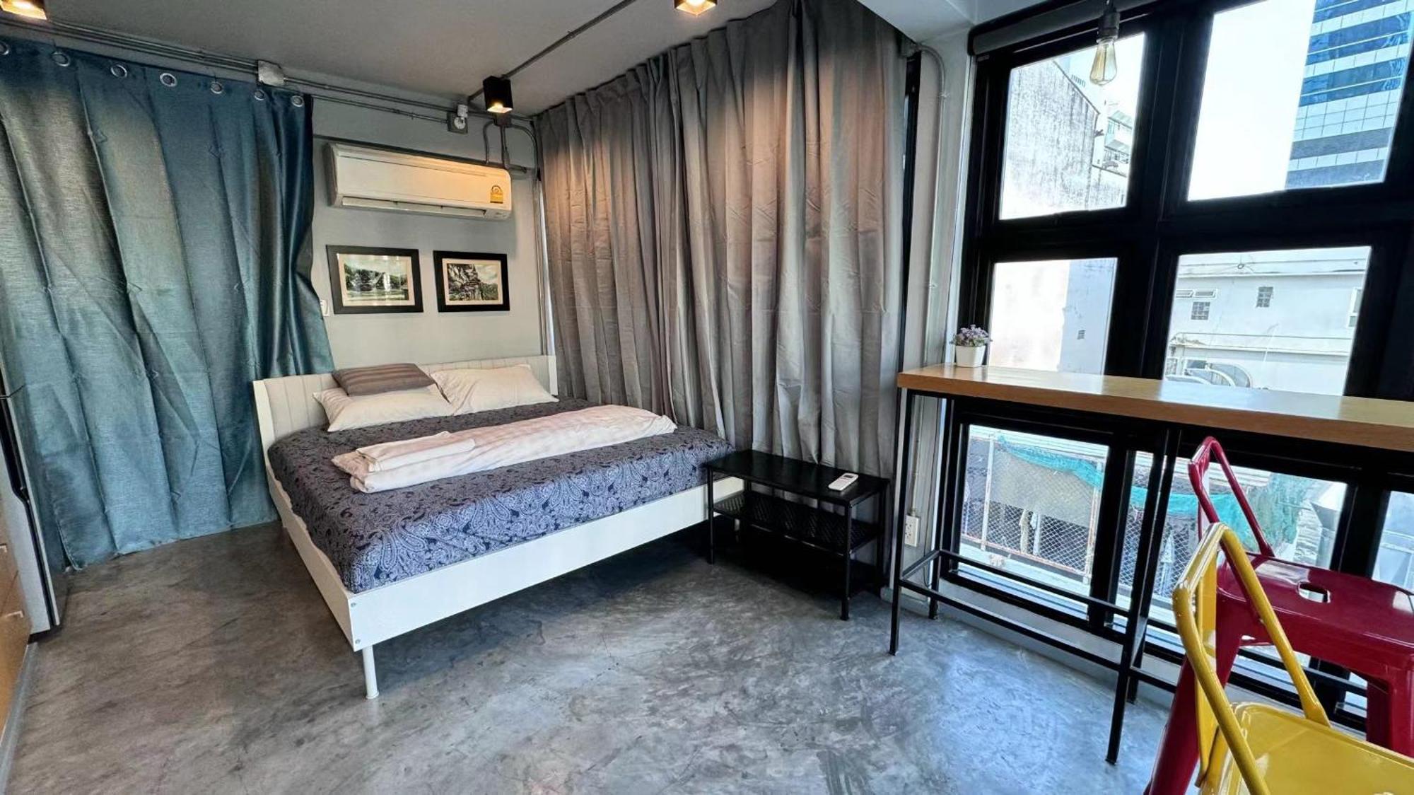 Bangkok Silom Chat Box Hostel Εξωτερικό φωτογραφία