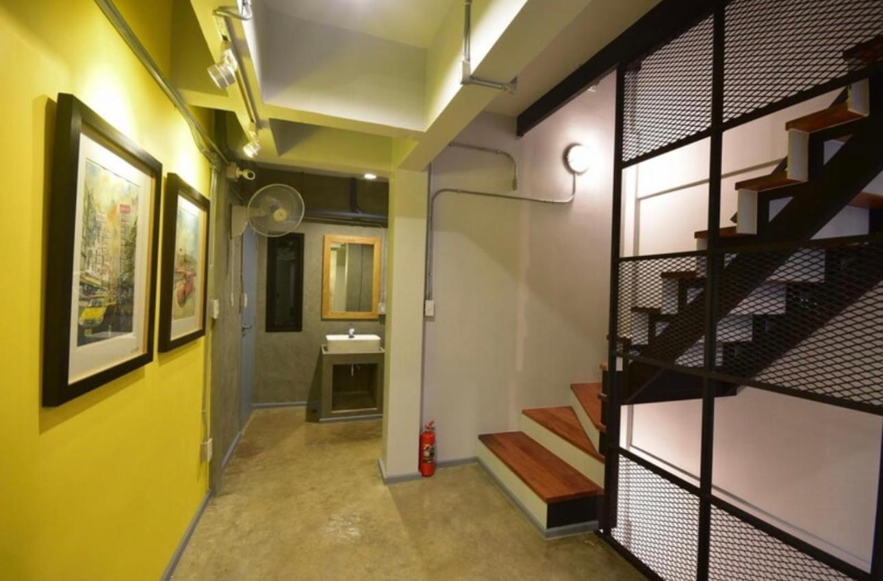 Bangkok Silom Chat Box Hostel Εξωτερικό φωτογραφία