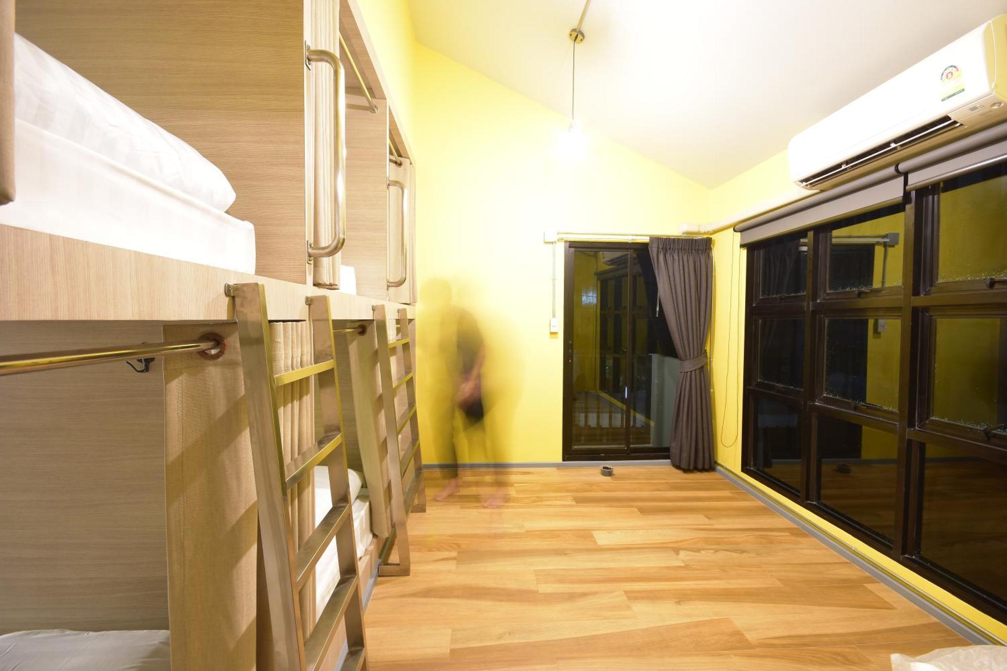 Bangkok Silom Chat Box Hostel Εξωτερικό φωτογραφία
